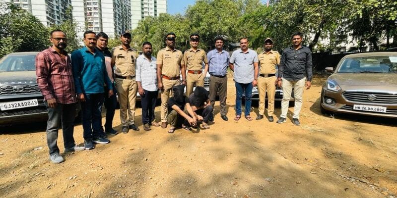 Mumbai Crime News: 5 लक्जरी कार के साथ 2 अंतरराज्यीय चोरों को दिंडोशी पुलिस ने किया गिरफ्तार 1 Mumbai Crime News