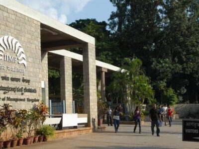 मुंबई: IIT-IIM का होनहार छात्र वर्क प्रेशर से हारा, जान दे दी!