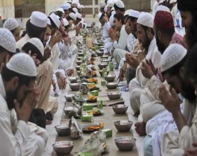 Ramadan: रमज़ान का पाक महीना शुरू, जानिए इस्लाम में क्या है इसका महत्व 3 Ramadan