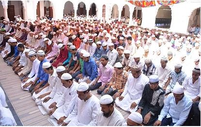 Ramadan: रमज़ान का पाक महीना शुरू, जानिए इस्लाम में क्या है इसका महत्व 2 Ramadan