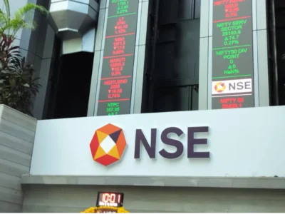 NSE के IPO के लिए निवेशकों को करना होगा और इंतज़ार, SEBI से हरी झंडी मिलना बाकी