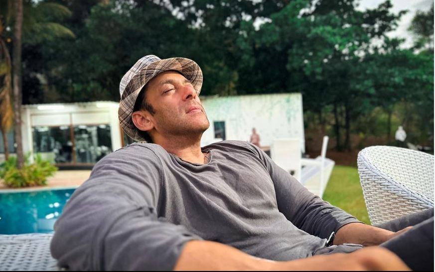 Salman Khan: सलमान का ईदी तोहफा: 'सिकंदर' से मचाएंगे धमाल! 4 Salman Khan