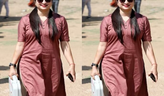 चुनावी रंग: महिला चुनाव अधिकारी की वायरल तस्वीर पर वोटर्स का दिलचस्प ट्विस्ट!