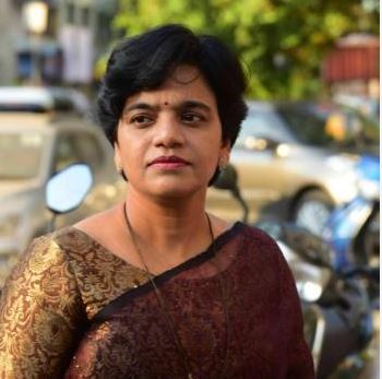 Loksabha Election: आदित्य ठाकरे और आनंद दिघे जैसे दिग्गजों को छोड़ शिवसेना ने कल्याण से वैशाली दरेकर को दिया टिकट, जानें कौन हैं वैशाली 2 Vaishali Darekar