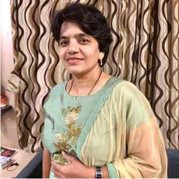 Loksabha Election: आदित्य ठाकरे और आनंद दिघे जैसे दिग्गजों को छोड़ शिवसेना ने कल्याण से वैशाली दरेकर को दिया टिकट, जानें कौन हैं वैशाली 4 Vaishali Darekar