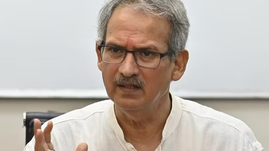 शिवसेना (यूबीटी) के अनिल देसाई मुंबई दक्षिण-मध्य से राहुल शेवाले के खिलाफ लड़ रहे हैं, पार्टी की राय और विभाजन के प्रभाव पर चर्चा की 1 शिवसेना (यूबीटी) के अनिल देसाई मुंबई दक्षिण-मध्य से राहुल शेवाले के खिलाफ लड़ रहे हैं, पार्टी की राय और विभाजन के प्रभाव पर चर्चा की