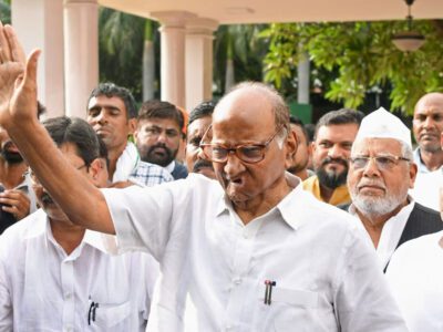 महाराष्ट्र की राजनीति में पवार का पत्ता: एनसीपी-शिवसेना का कांग्रेस में विलय? 4 महाराष्ट्र की राजनीति में पवार का पत्ता: एनसीपी-शिवसेना का कांग्रेस में विलय?