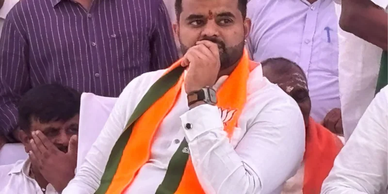 रेवन्ना सेक्स स्कैंडलः कर्नाटक की राजनीति में भूचाल, जर्मनी से लौटने से इनकार