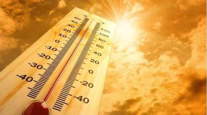 दिल्ली में हीट स्ट्रोक का कहर! मरीज का तापमान पहुंचा 109.5°F, मलेरिया से भी ज्यादा 1 हीट स्ट्रोक