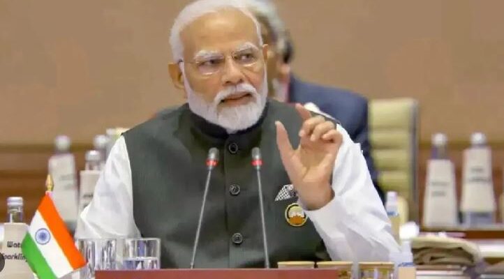 PM मोदी