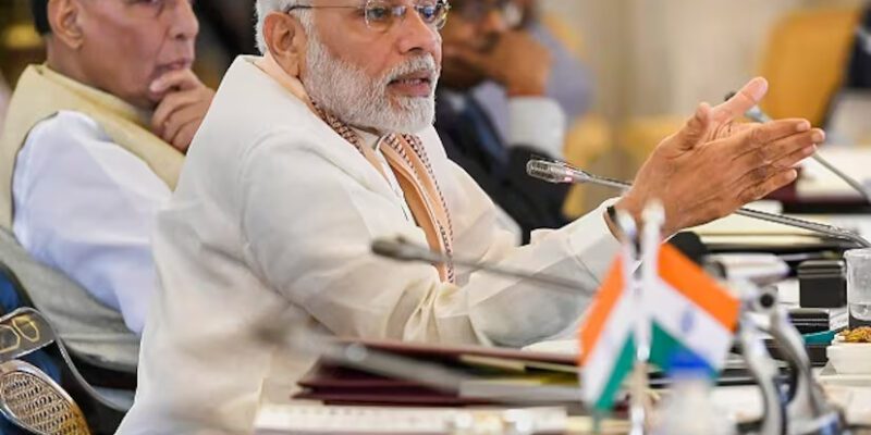 एक्शन में PM मोदी