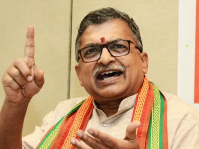 वक्फ बोर्ड को अनुदान पर बवाल