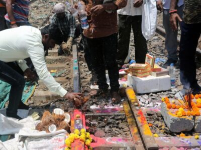 ठाणे और CSMT पर प्लेटफॉर्म चौड़ा करने का काम पूरा, मुंबई लोकल की रफ्तार बढ़ेगी