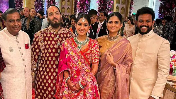 अनंत अंबानी की शादी में बम की धमकी पर गुजरात के इंजीनियर हिरासत में 1 बम की धमकी, अंबानी की शादी