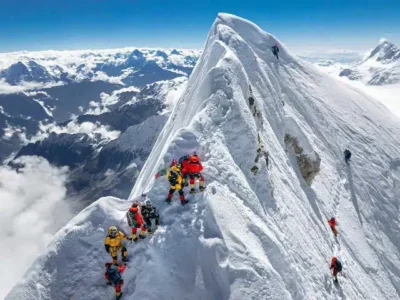 चाइनीज़ ड्रोन, माउंट एवरेस्ट