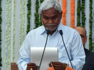 हेमंत vs चंपई सोरेन: जेएमएम में छिड़ी जंग, क्या टूटेगी पार्टी? पढ़िए इनसाइड स्टोरी