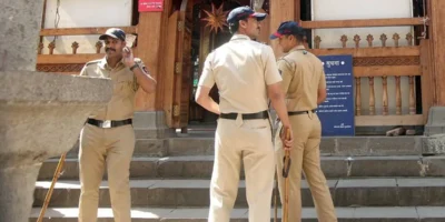 मुंबई में नकली पुलिस की ठगी का शिकार बने रियल एस्टेट एजेंट, एमएचबी पुलिस ने 3 आरोपियों को धर दबोचा