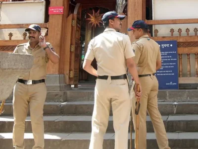 मुंबई में नकली पुलिस की ठगी का शिकार बने रियल एस्टेट एजेंट, एमएचबी पुलिस ने 3 आरोपियों को धर दबोचा