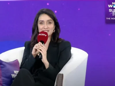 Shraddha Kapoor: एनडीटीवी वर्ल्ड समिट में श्रद्धा कपूर ने खोला दिल्ली के फेमस फूड का राज!