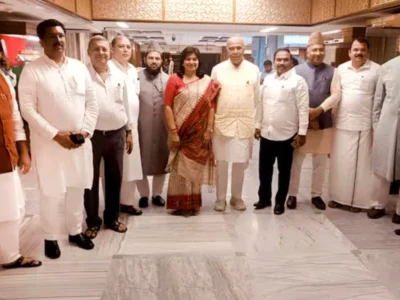 Waqf land scam: क्या खरगे जिम्मेदार हैं? JPC की बैठक में वक्फ भूमि घोटाले पर आरोप, विपक्ष नाराज!