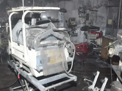 Jhansi Hospital Tragedy: झांसी मेडिकल कॉलेज की भीषण अग्निकांड में 10 नवजात शिशुओं की दर्दनाक मौत, परिवारों का रो-रोकर बुरा हाल