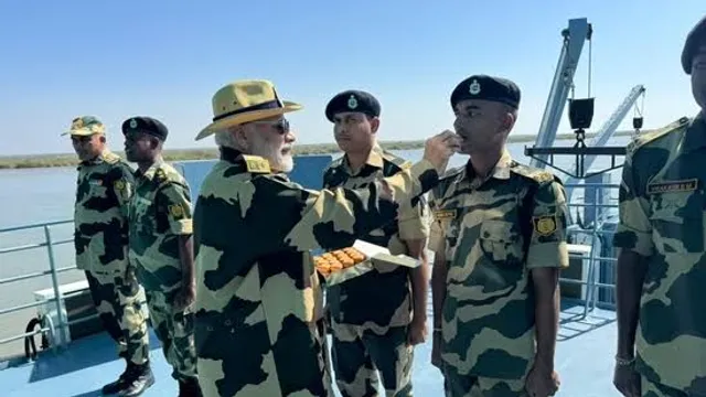 Sir Creek Border: पीएम मोदी ने क्यों चुना इस बार दीवाली के लिए सर क्रीक का दुर्गम इलाका, जानें वो खास वजह जो पाकिस्तान को कर देगी परेशान