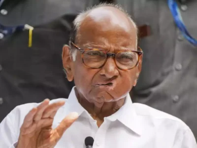 Sharad Pawar's Female CM Move: शरद पवार ने खोला महिला मुख्यमंत्री का पत्ता, क्या सुप्रिया सुले संभालेंगी महाराष्ट्र की कमान? 2 Sharad Pawar's Female CM Move: शरद पवार ने खोला महिला मुख्यमंत्री का पत्ता, क्या सुप्रिया सुले संभालेंगी महाराष्ट्र की कमान?