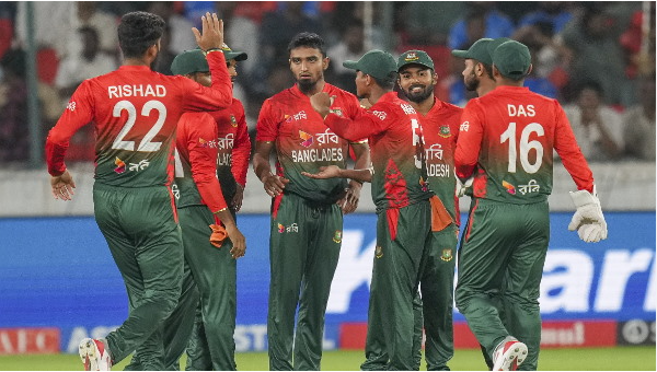 IPL 2025: बांग्लादेशी खिलाड़ियों का सूपड़ा साफ, ऑक्शन में नहीं बिका एक भी खिलाड़ी 1 IPL 2025