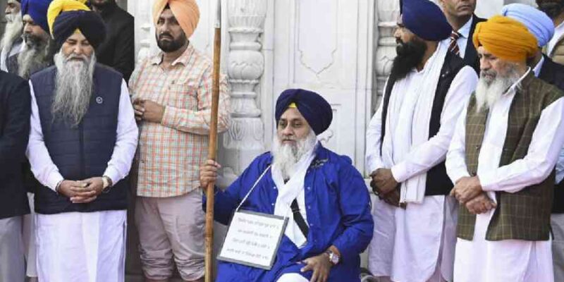 Attack on Sukhbir Badal: सुखबीर सिंह बादल पर जानलेवा हमला.. अमृतसर में चली गोली, बाल-बाल बचे