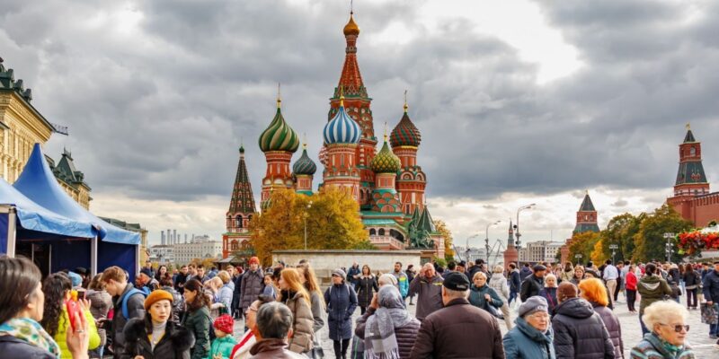 Russia Visa Free Travel: रूस जाने वाले भारतीयों के लिए खुशखबरी! साल 2025 से शुरू होगी वीजा-फ्री यात्रा 1 Russia Visa Free Travel: रूस जाने वाले भारतीयों के लिए खुशखबरी! साल 2025 से शुरू होगी वीजा-फ्री यात्रा
