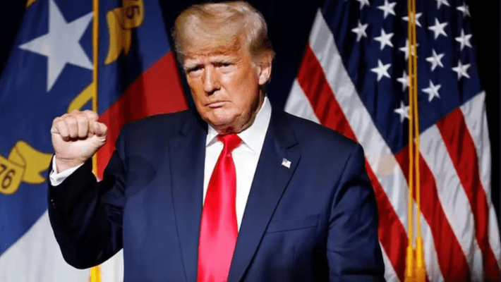 डोनाल्ड ट्रंप ने शपथ ग्रहण से पहले दिया विवादित भाषण, ट्रांसजेंडर्स पर लिए जाएंगे कड़े फैसले 1 डोनाल्ड ट्रंप