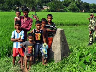 Bangladesh Border Fencing Dispute: बॉर्डर फेंसिंग को लेकर भारत-बांग्लादेश में क्यों बढ़ गया है तनाव? समझिए पूरा मामला