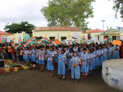 National Anthem Tradition: महाराष्ट्र का एक ऐसा गांव, जहां रोज सुबह लोग गाते हैं राष्ट्रगान, इसके बाद ही खुलती हैं दुकानें