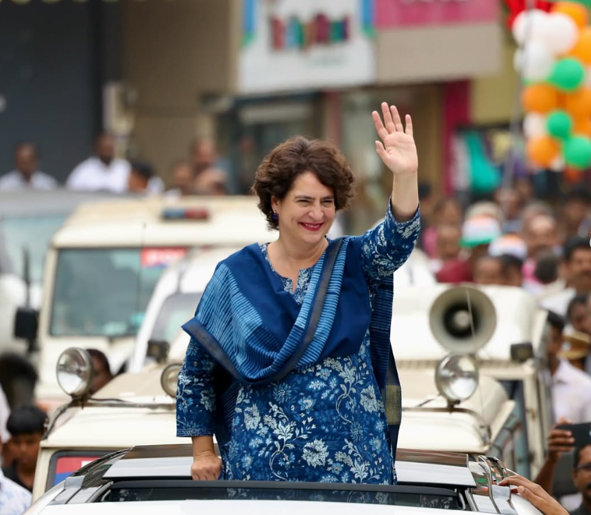 कंगना रनौत ने की प्रियंका गांधी की जमकर तारीफ, बोलीं वो राहुल गांधी से बिल्कुल अलग हैं 3 कंगना रनौत