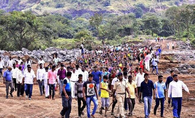 Misuse of Urgency Clause: बॉम्बे हाईकोर्ट ने नवी मुंबई एयरपोर्ट के लिए जमीन अधिग्रहण में 'अर्जेंसी क्लॉज' के दुरुपयोग पर सरकार और CIDCO को फटकार लगाई 1 Misuse of Urgency Clause: बॉम्बे हाईकोर्ट ने नवी मुंबई एयरपोर्ट के लिए जमीन अधिग्रहण में 'अर्जेंसी क्लॉज' के दुरुपयोग पर सरकार और CIDCO को फटकार लगाई