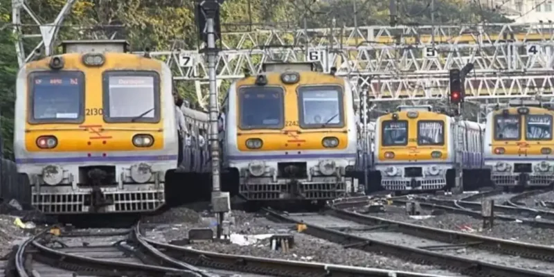 Mumbai Rail Accident: कालवा के व्यक्ति की डोंबिवली के पास लोकल ट्रेन से गिरने से मौत 1 Mumbai Rail Accident: कालवा के व्यक्ति की डोंबिवली के पास लोकल ट्रेन से गिरने से मौत