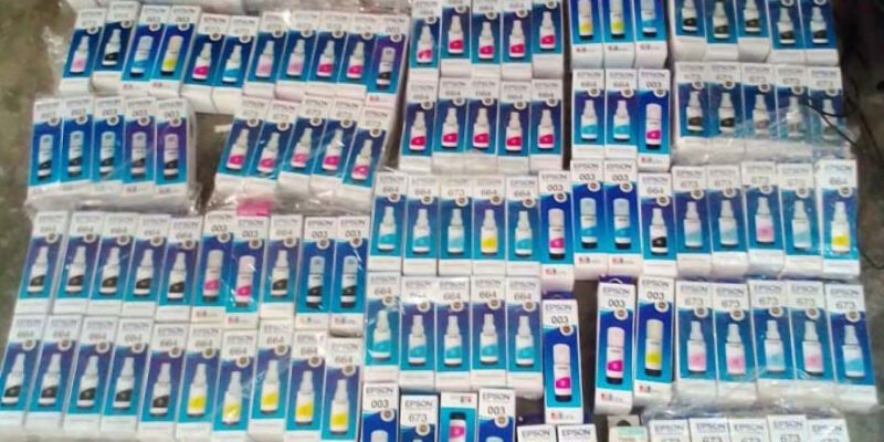 Ballard Pier Counterfeit Toner Cartridges Seized: मुंबई पुलिस ने बल्लार्ड पियर में 25 लाख रुपये के नकली HP, Canon, Samsung टोनर कार्ट्रिज जब्त किए 1 Ballard Pier Counterfeit Toner Cartridges Seized: मुंबई पुलिस ने बल्लार्ड पियर में 25 लाख रुपये के नकली HP, Canon, Samsung टोनर कार्ट्रिज जब्त किए