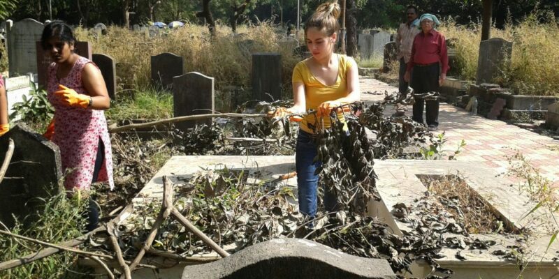 HC Orders PMC on Jewish Cemetery Encroachments: बॉम्बे हाई कोर्ट ने PMC को दिया 200 साल पुराने यहूदी कब्रिस्तान से अतिक्रमण हटाने का निर्देश 1 HC Orders PMC on Jewish Cemetery Encroachments: बॉम्बे हाई कोर्ट ने PMC को दिया 200 साल पुराने यहूदी कब्रिस्तान से अतिक्रमण हटाने का निर्देश