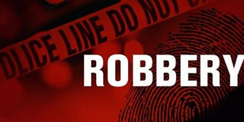 Mumbai Gold Robbery: मुंबई में दिन-दहाड़े 3 करोड़ का सोना लूट, बाइक सवार डकैतों की सनसनीखेज वारदात