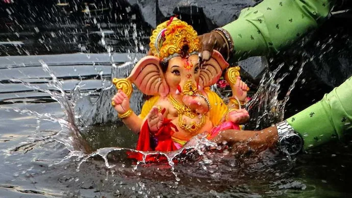 PoP Idol Ban Lifted: 'गणेशोत्सव 2025' PoP मूर्ति प्रतिबंध हटाने से मूर्तिकारों में उत्साह, इको-फ्रेंडली विसर्जन की तैयारी