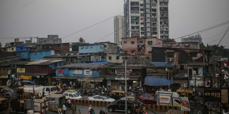 Relief for 86 Stalled SRA Projects in Mumbai: मुंबई में 86 रुके SRA प्रोजेक्ट्स को राहत, निवासी अब चुन सकेंगे नए डेवलपर्स 1 Relief for 86 Stalled SRA Projects in Mumbai: मुंबई में 86 रुके SRA प्रोजेक्ट्स को राहत, निवासी अब चुन सकेंगे नए डेवलपर्स