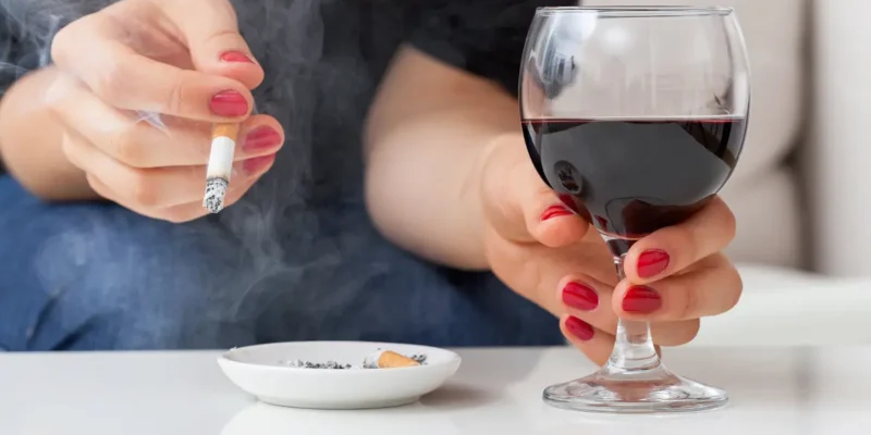 Most Dangerous Addiction: सिगरेट, शराब या ड्रग्स; जानिए किस चीज की लत सबसे जल्दी लगती है और क्यों!