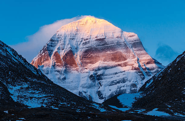 Mystical Experiences at Kailash: कैलाश पर्वत पर रात में ऊं की आवाज! नाचते प्रकाश देख यात्री बोले- ये तो चमत्कार है!