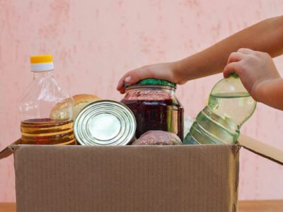 200 Tons Expired Goods Seized: ठाणे में गरीबों के साथ धोखा! एक्सपायर्ड सामान को नए पैक में बेचने का गोरखधंधा पकड़ा!