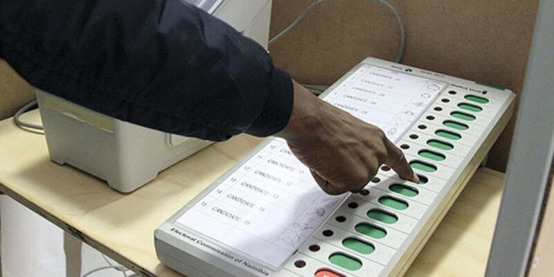 Women Candidates Dual Names on EVMs: शादी के बाद भी अपनी पहचान बरकरार! ईवीएम पर दिखेंगे महिलाओं के दो नाम, नया नियम बदल देगा सियासत!