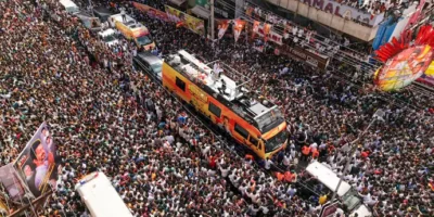 Vijay Rally Stampede: करूर में विजय रैली की भगदड़ का सच; कौन जिम्मेदार, क्यों नहीं सुधरता भीड़ प्रबंधन का इंतजाम