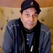 89 साल के धर्मेंद्र मुंबई के ब्रीच कैंडी अस्पताल में भर्ती, परिवार ने दिया हेल्थ अपडेट 20 धर्मेंद्र