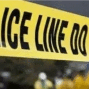 Mumbai Crime News: ब्रेकअप से बौखलाए प्रेमी ने गर्लफ्रेंड पर ताबड़तोड़ वार किए, फिर खुद का गला रेत दिया; सड़क बनी खून का मैदान 25 Mumbai Crime News