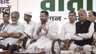 बिहार चुनाव 2025: महागठबंधन के CM फेस का हुआ ऐलान, पोस्टर विवाद भी आया सामने 32 बिहार चुनाव 2025