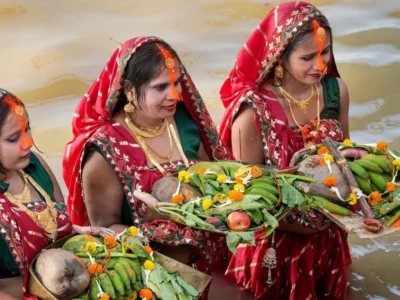 छठ पूजा 2025: सूर्य भक्ति, संतान सुख और लोक आस्था का महापर्व; जानिए क्यों रखा जाता है ये कठिन व्रत 2 छठ पूजा